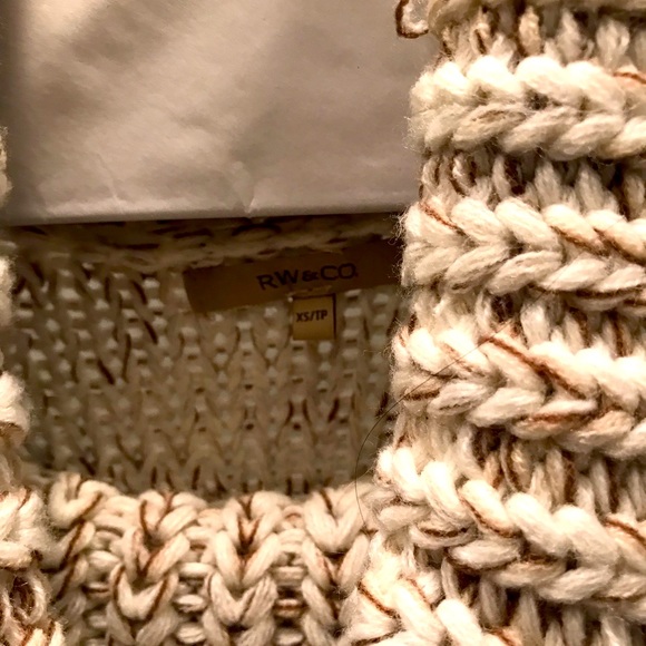 RW&Co Tunic Sweater - Picture 3 of 3